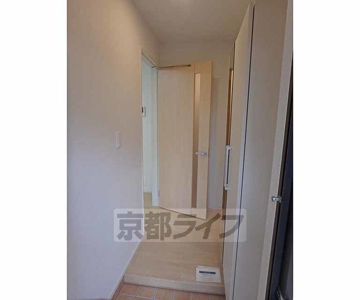 京都府宇治市広野町の賃貸アパートの玄関