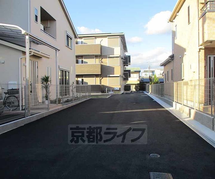 京都府宇治市小倉町天王の賃貸アパートの外観