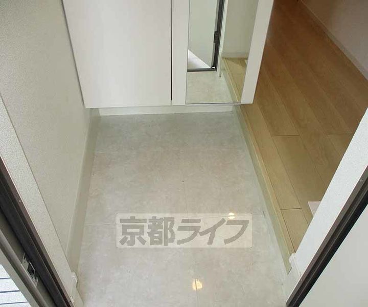 ガーデンハイム 久御山の玄関