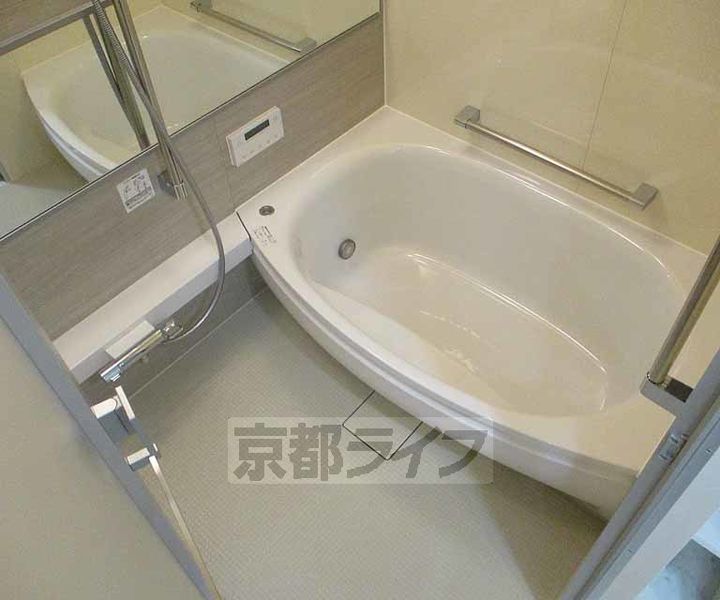 京都府宇治市神明石塚の賃貸マンションの風呂