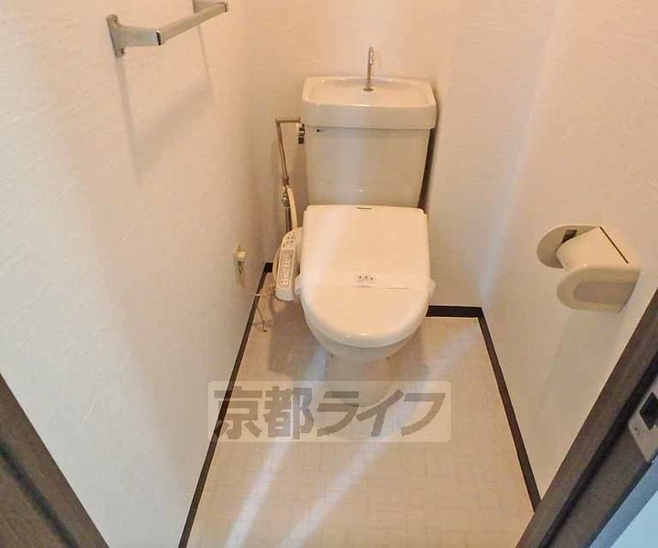 ヴィラ・ピーシスの内装