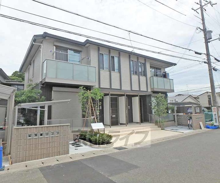 京都府京都市西京区上桂大野町の賃貸アパートの外観