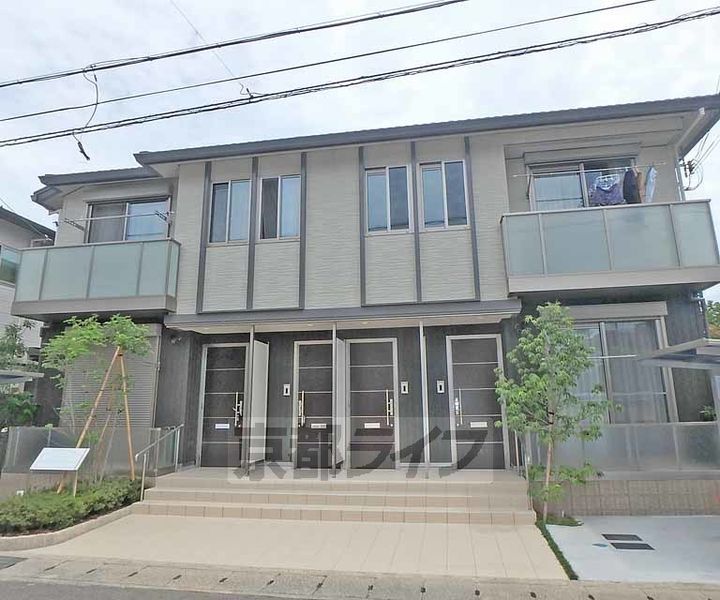 京都府京都市西京区上桂大野町の賃貸アパートの外観