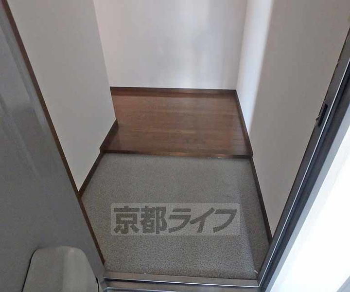 A・BIL−21401の玄関