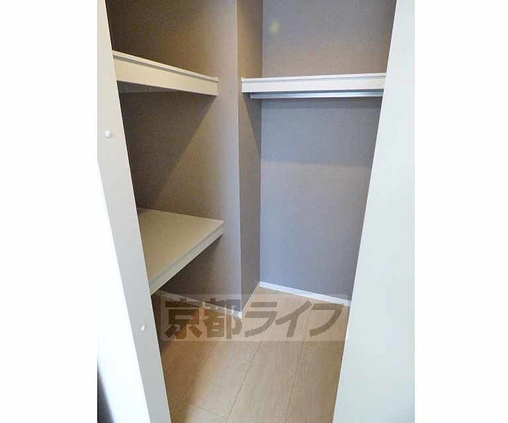 京都府京都市上京区突抜町の賃貸マンションの内装