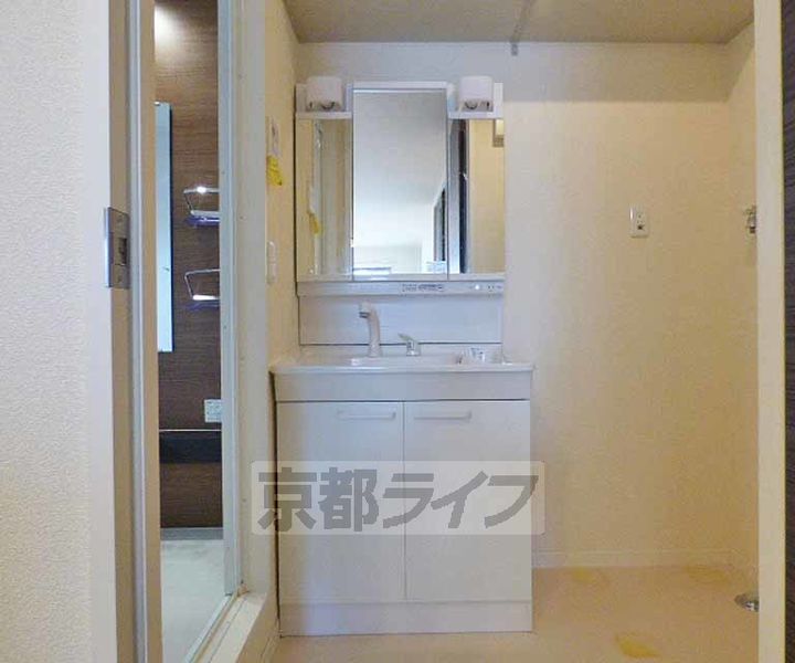 京都府京都市上京区突抜町の賃貸マンションの内装
