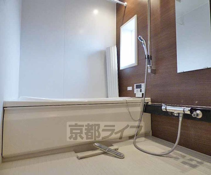 京都府京都市上京区突抜町の賃貸マンションの風呂