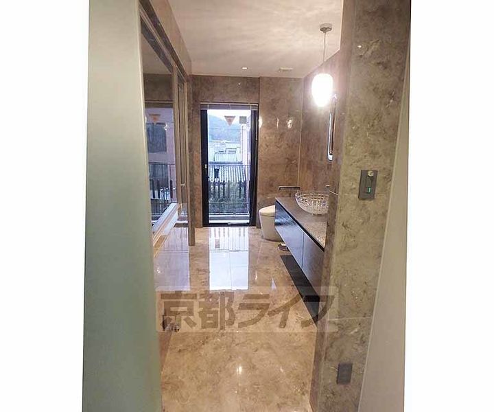 京都府京都市北区上賀茂薮田町の賃貸マンションの内装