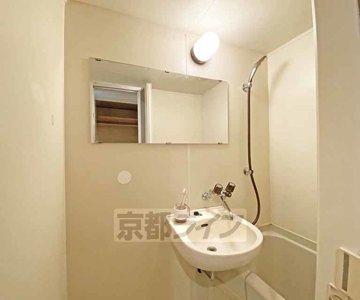 京都府京都市北区衣笠荒見町の賃貸アパートの内装