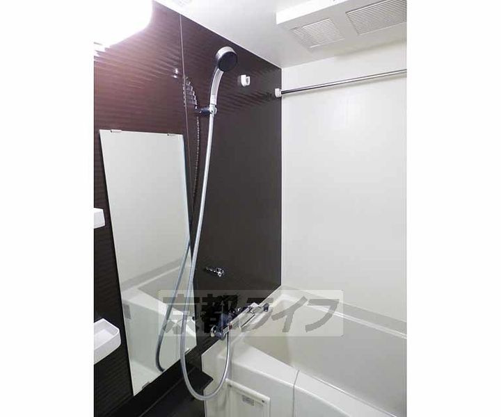 ベラジオ堀川今出川Ⅱ203の風呂