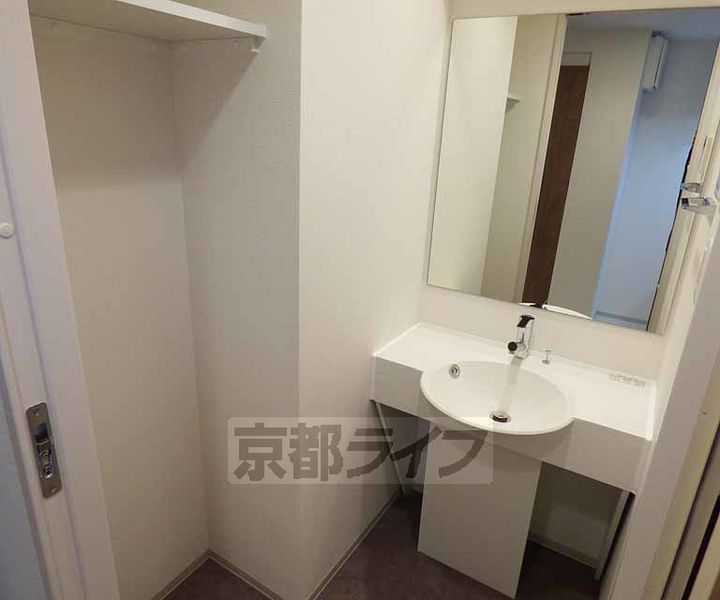 京都府京都市上京区横大宮町の賃貸マンションの内装