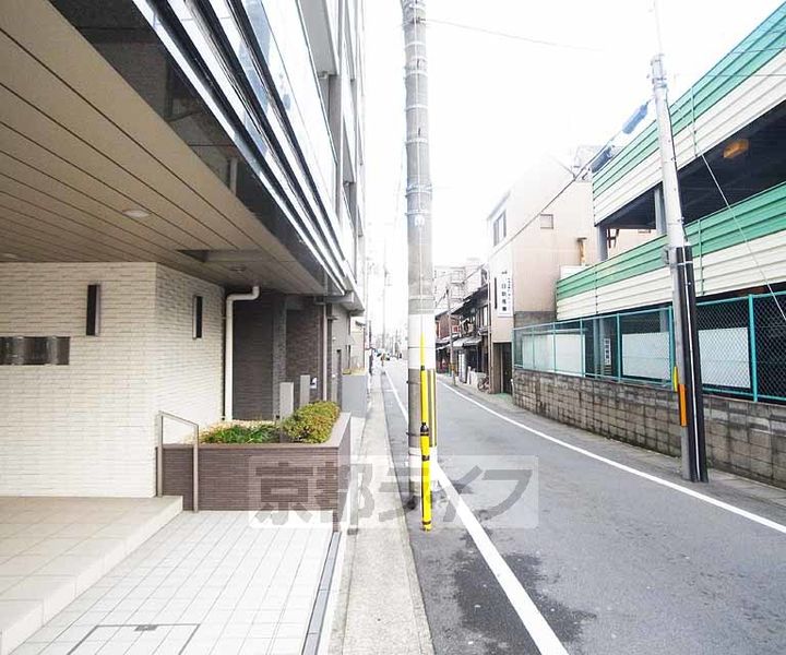京都府京都市東山区本町1丁目の賃貸マンションの周辺