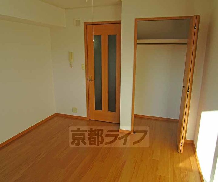 Riverside昶203の居間