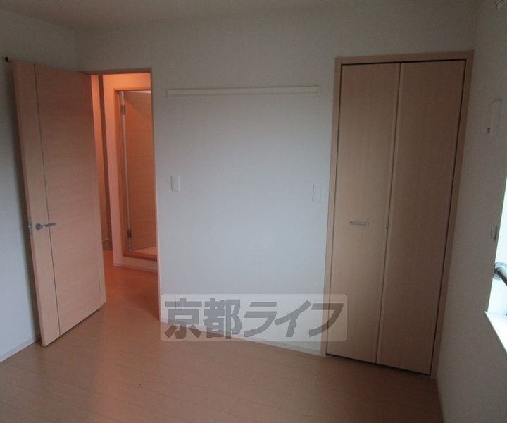 ヴィラ宮の前の子供部屋