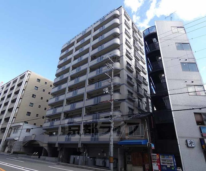 二条聚楽町アーバンコンフォート302の外観