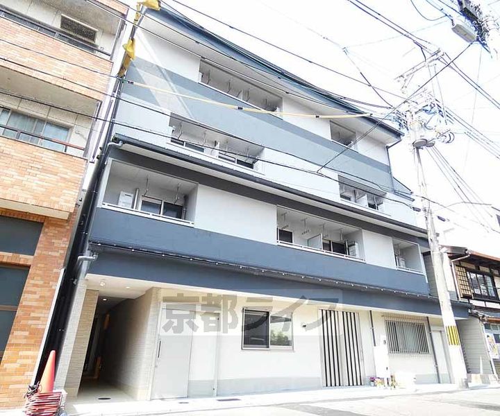 京都府京都市東山区一橋宮ノ内町の賃貸マンションの外観