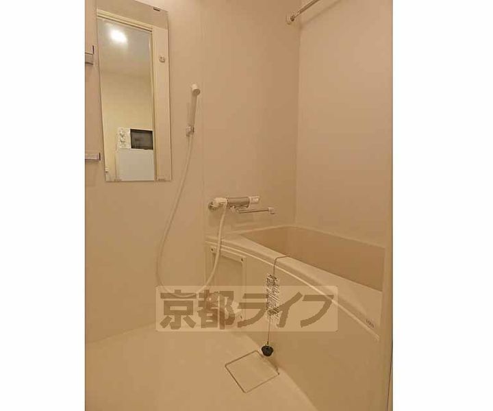 京都府京都市北区衣笠東御所ノ内町の賃貸マンションの風呂