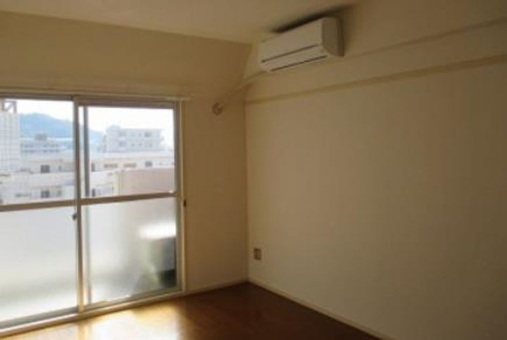 コーラルガーデン山越207の内装