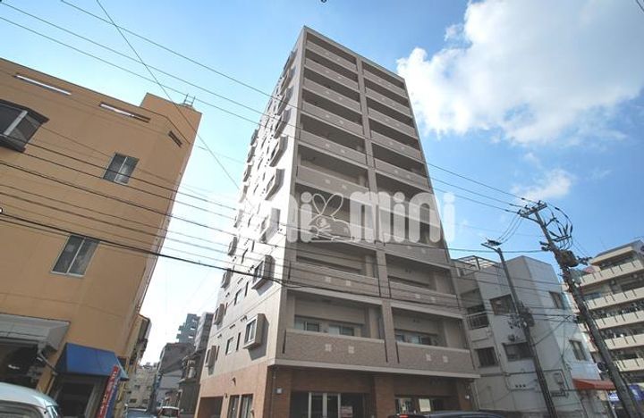 フェニックス本町603の外観