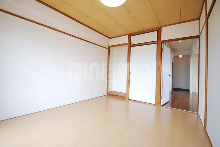 DAKマンション山越501の内装