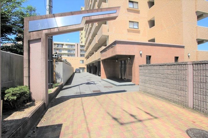 フォルテ竹原708の玄関