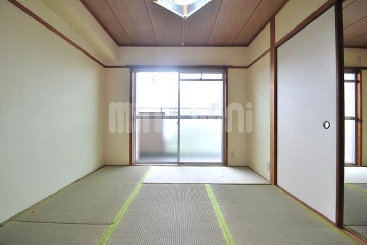 DAKマンション山越303の内装