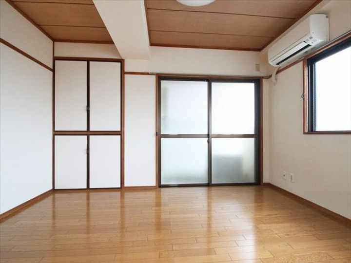 中島ビルの内装