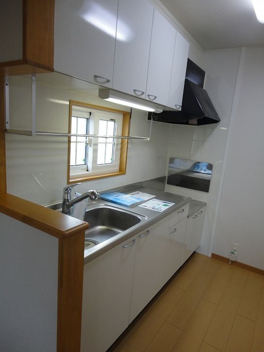 ソレイユK枝松Bのキッチン