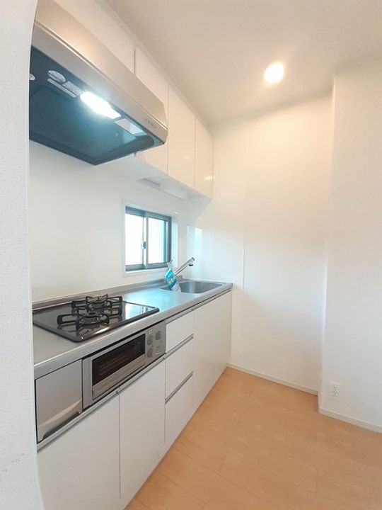 シャンパーニュ・アベニュー Fのキッチン