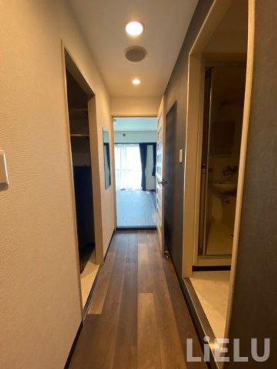 宮城県仙台市若林区清水小路(マンション)の賃貸物件の玄関