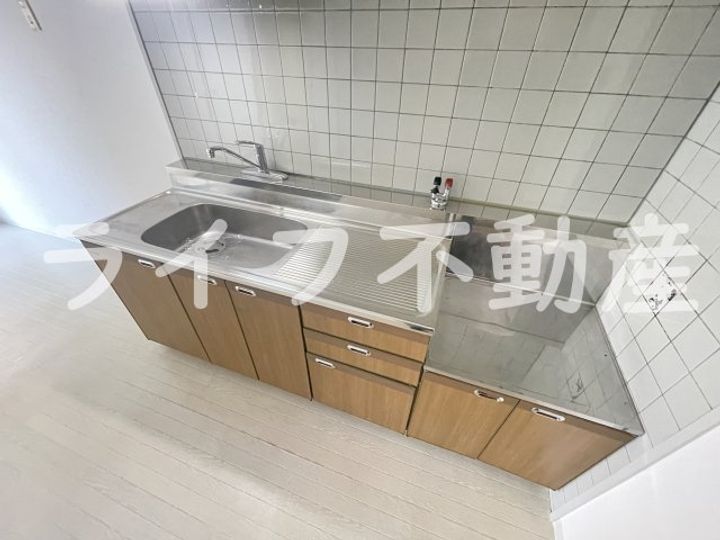 ヌベルミズノのキッチン