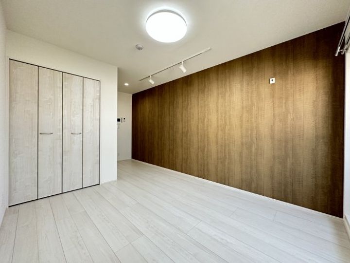 フジパレス高井田西Ⅴ番館の居間