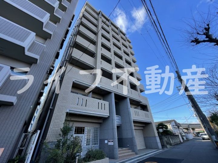 パークモダン高井田の外観