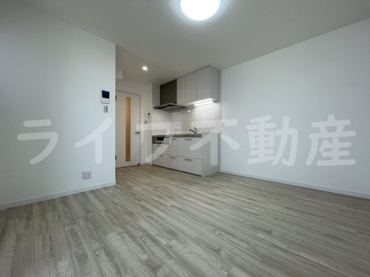 コラッジオ衣摺の居間