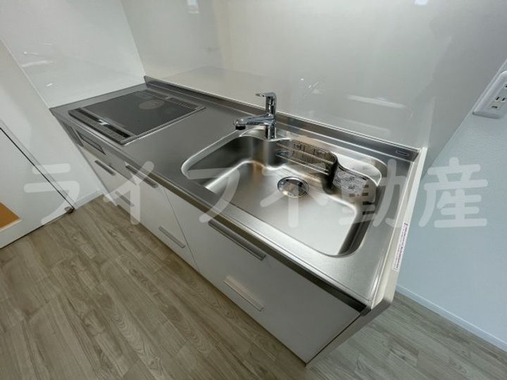 コラッジオ衣摺のキッチン