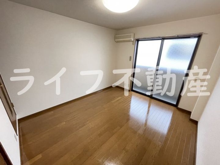 アンプルールフェール寿の内装