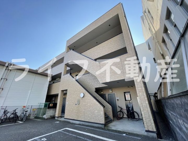 アンプルールフェール寿の外観