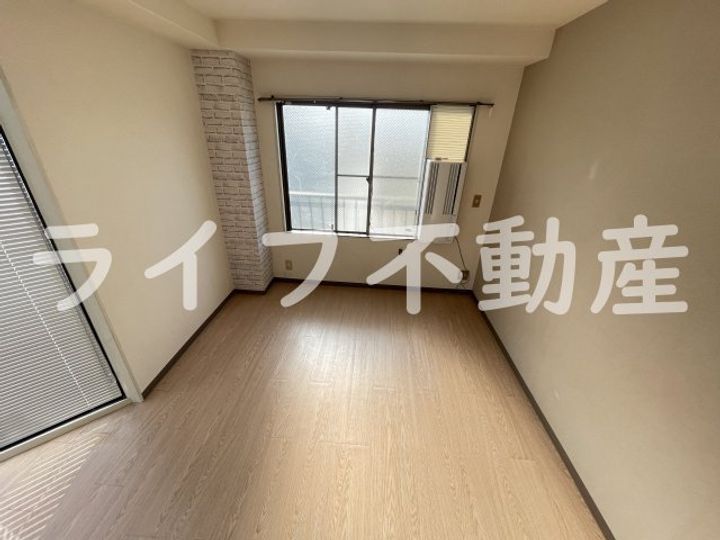 インテリジェントマンション・エソールの居間