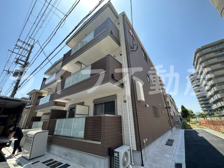 LEPUS御厨A302の外観