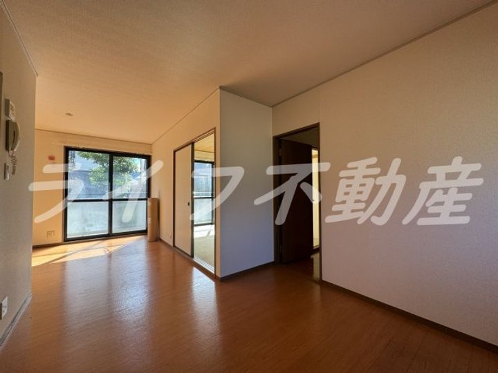 ガーデンハイツ若江東B棟の居間