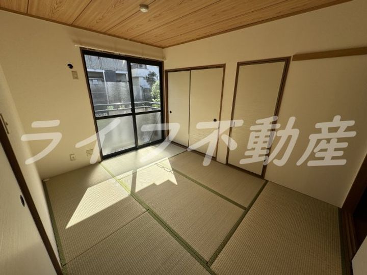 ガーデンハイツ若江東B棟の寝室