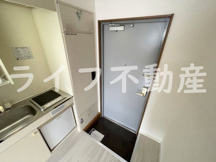 バッハレジデンス長瀬の玄関