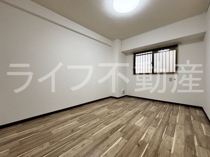 友井グレイスの寝室