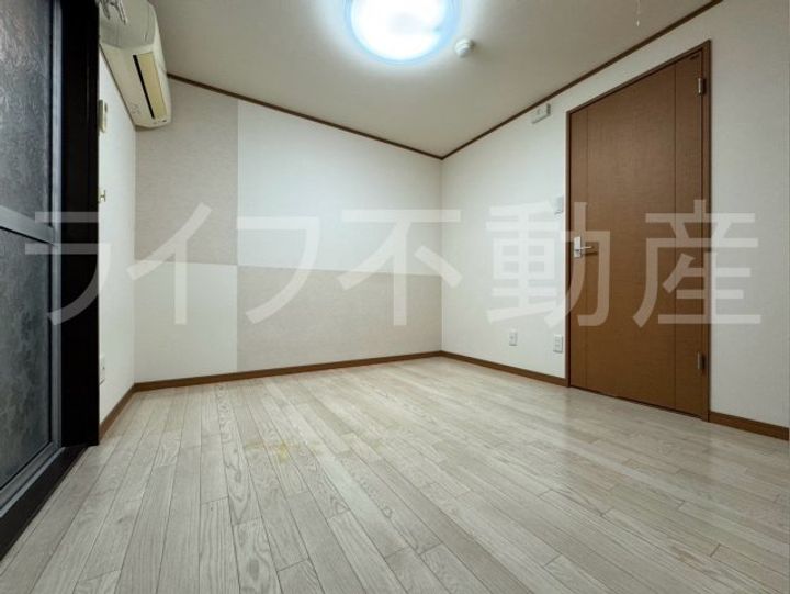 富士屋マンションの居間