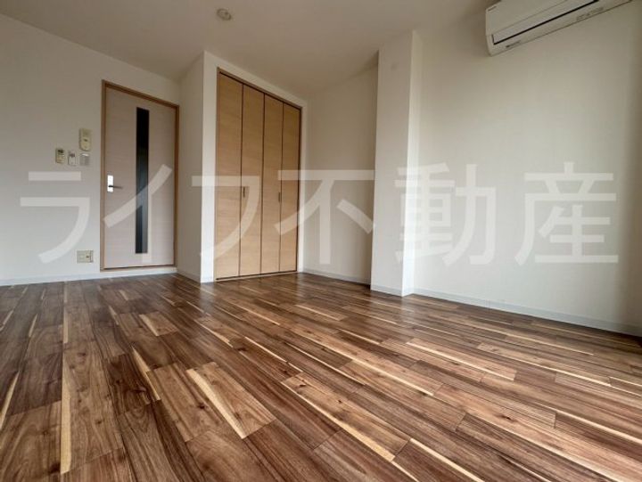 シエテ東大阪の居間