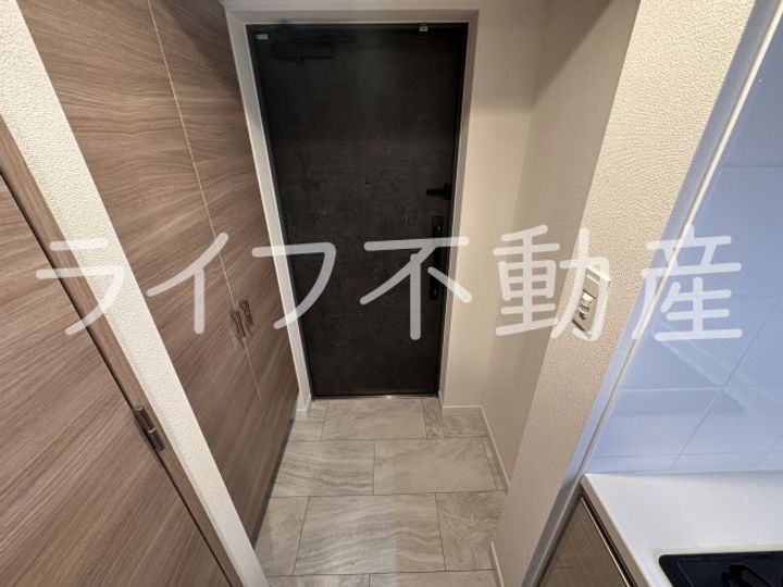 S-RESIDENCE小阪azureの玄関