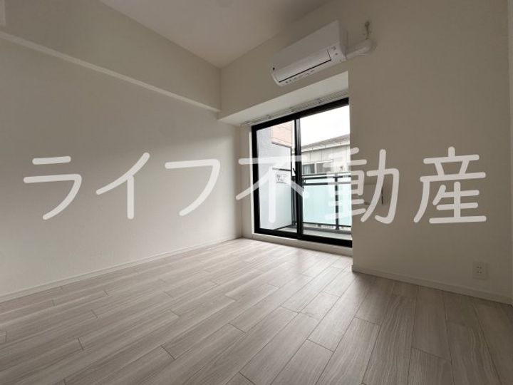 S-RESIDENCE小阪azureの居間