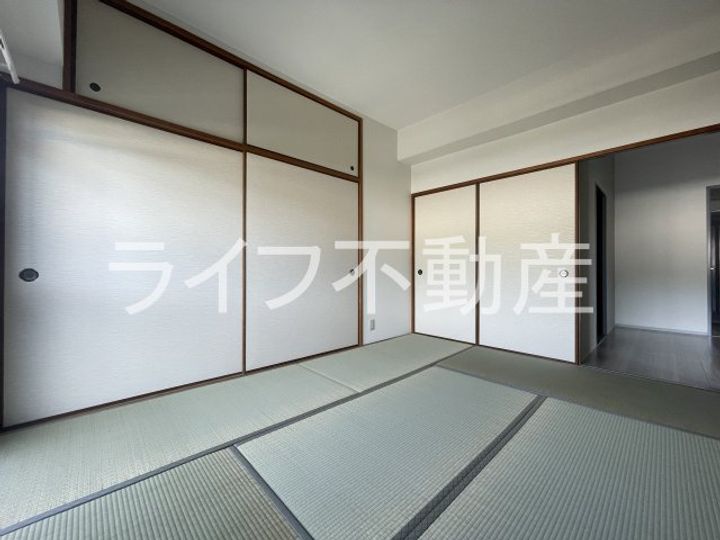 グロースコート新町の内装