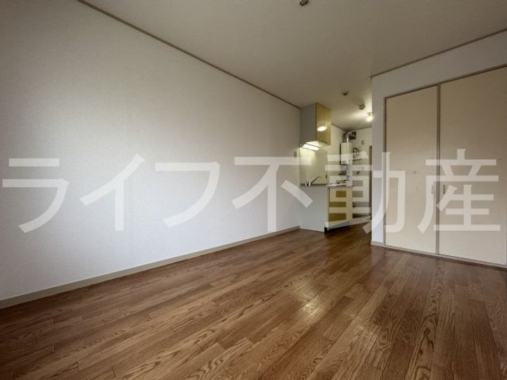 エステートピアナカショクの内装