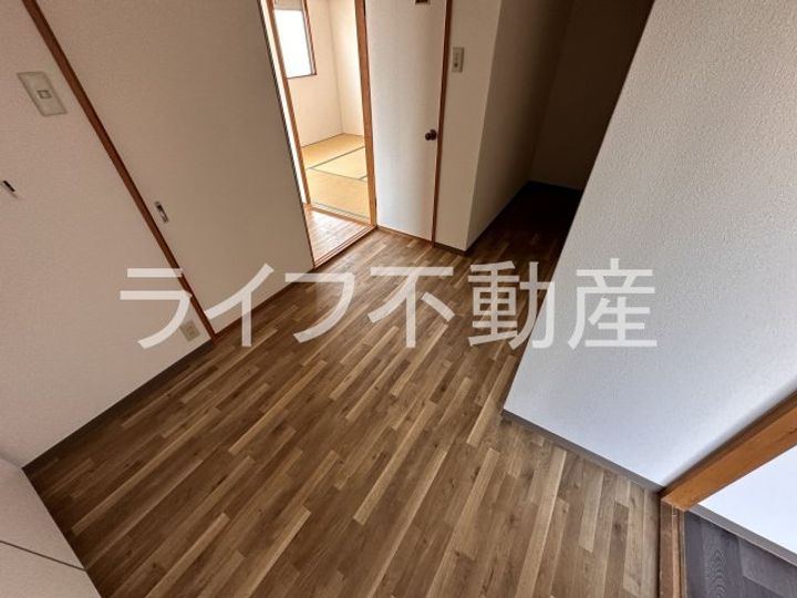 コスモス21の居間